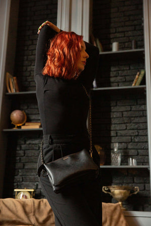 Leatone Women's clutch bag "Claire" in black